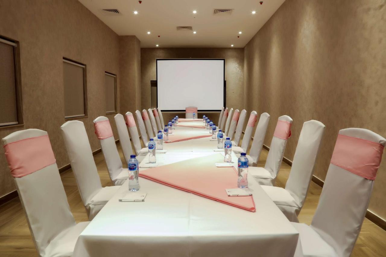 Best Western Premier Hotel Gulberg Lahaur Zewnętrze zdjęcie